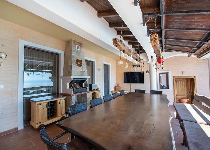 Hacienda Del Sol - Луксозна вила